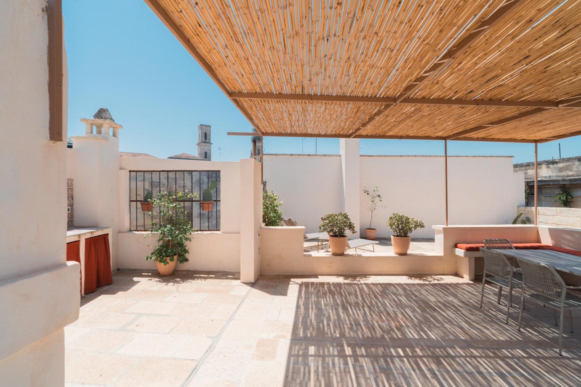 Margherita Apartment & Rooftop By Residence Colibri ليتشي المظهر الخارجي الصورة